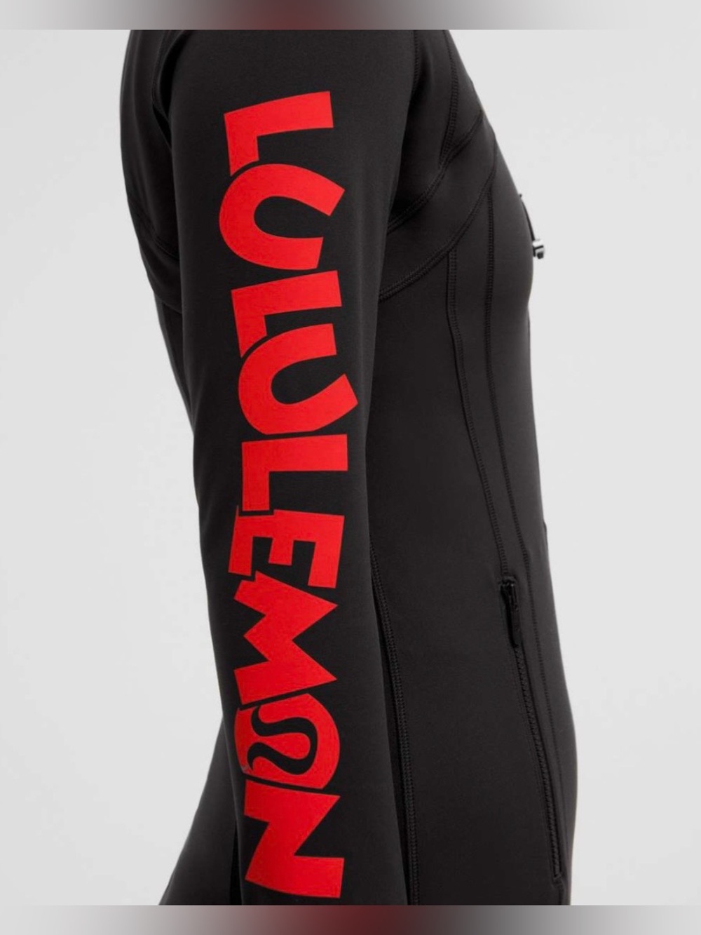 Disney x Lululemon Define Jacket Nulu
Black Size 8